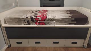 Cama nido madera maciza gris-blanca