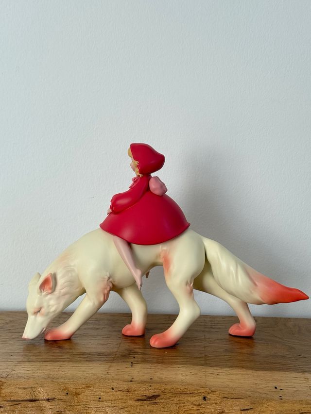 Figura de colección de caperucita roja