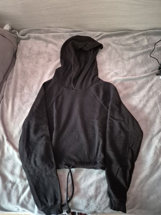 Sudadera negra