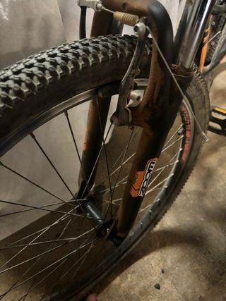Bicleta conos alumino