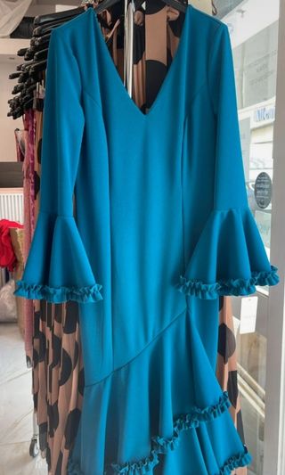 Traje sevillana y complementos