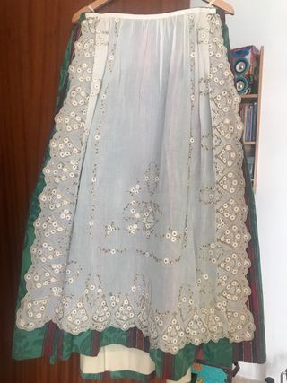 Traje Fallera Verde y Rojo