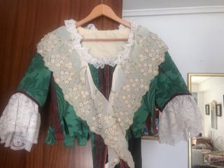 Traje Fallera Verde y Rojo