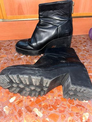 Botines negros lisos Pull