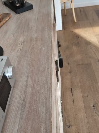 Aparador chino de madera maciza natural.