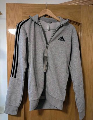 Chaqueta sudadera Adidas nueva 