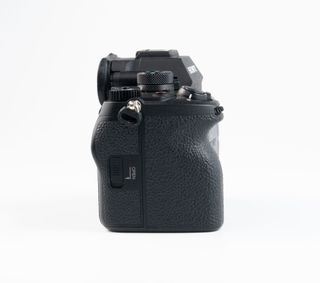 Sony a7 IV (en perfecto estado)
