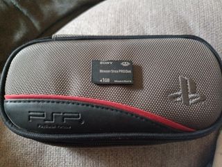 PSP + funda + 11 juegos