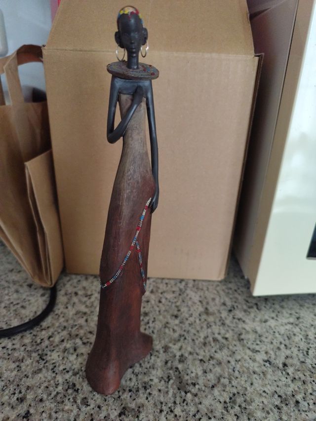 Figura africana decorativa - Artesanía