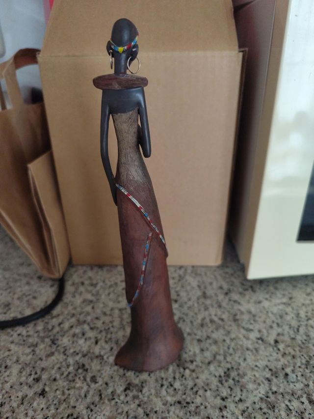 Figura africana decorativa - Artesanía