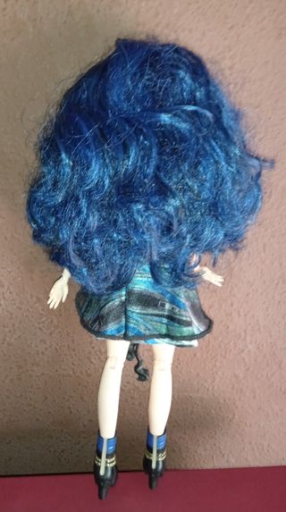 Muñeca Evie Descendientes -Disney