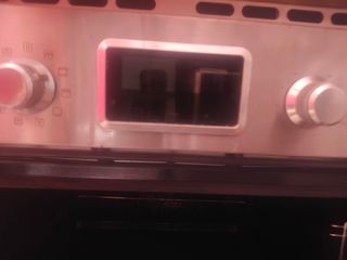Horno integrable con aire forzado y vapor
