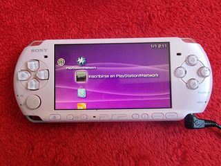 PSP Slim & Lite Rosa - Sony 