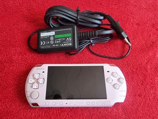 PSP Slim & Lite Rosa - Sony 