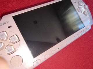 PSP Slim & Lite Rosa - Sony 