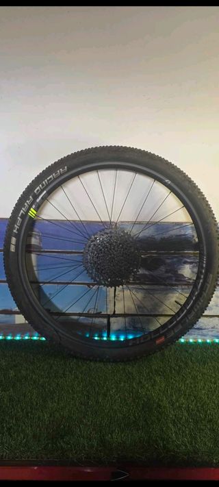 Ruedas Cannondale carbon