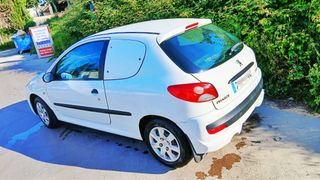 Peugeot 206 2010