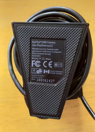 Cámara y 2 Juegos  PS2