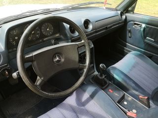 Se vende o alquila Mercedes-Benz W123 200 D (1982)