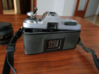 Minolta Cámara analógica + Objetivos + bolsa