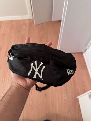 Riñonera New Era NY Yankees
