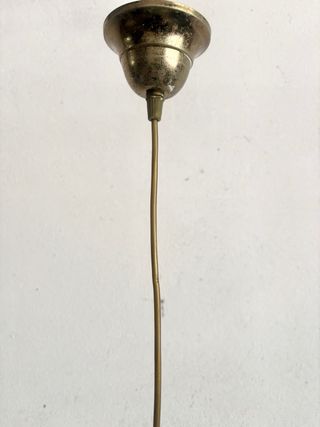 Lampadario vintage anni ‘50 in vetro satinato 