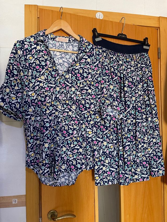 Conjunto blusa y falda Burberry