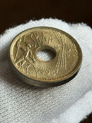 Variante 25 Ptas canto ancho 1996