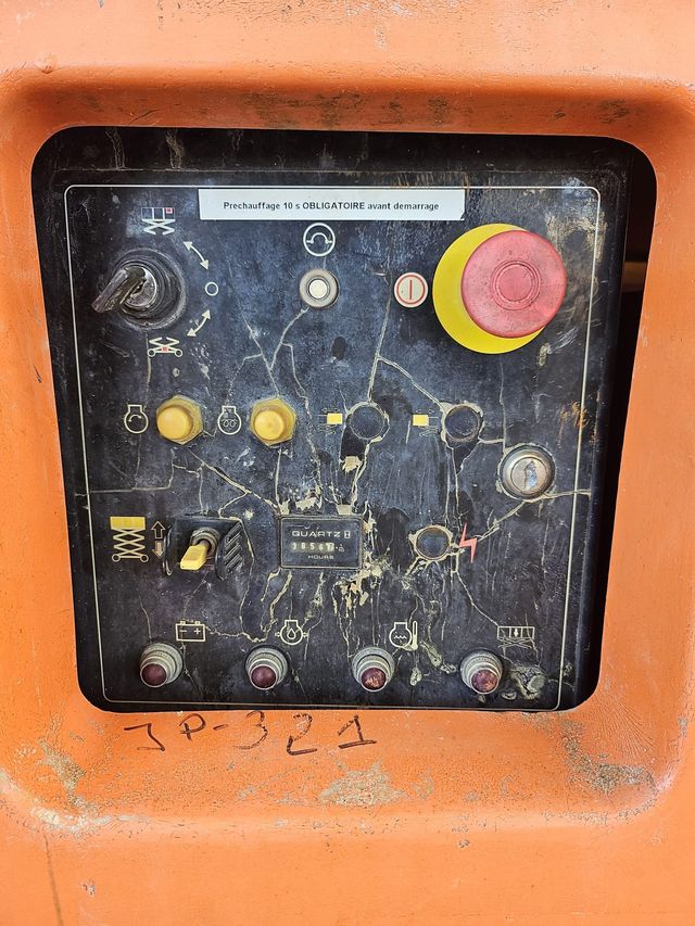 JLG 4394RT