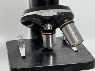 Microscopio Olympus Vintage con estuche