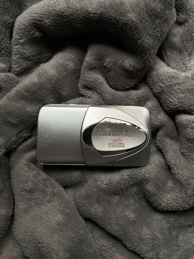 Olympus D757 Camara Digital