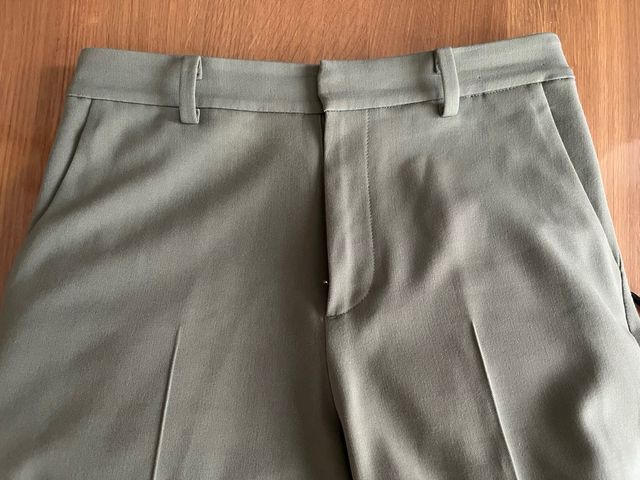 Pantalones Uniqlo pitillo - Verde oliva