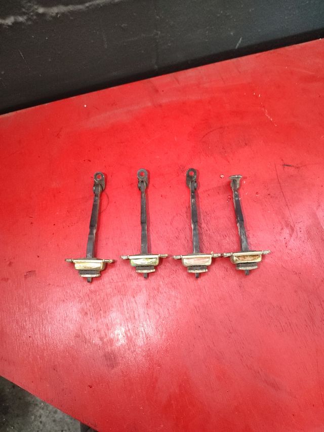 Frenos de puerta kia sportage 2005