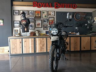 ROYAL ENFIELD HIMALAYAN PROMOCIÓN OTOÑO
