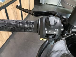 ROYAL ENFIELD HIMALAYAN PROMOCIÓN OTOÑO