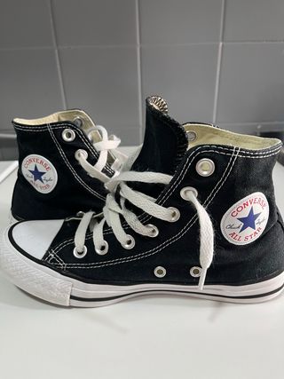 Converse Chuck Taylor All Star negras