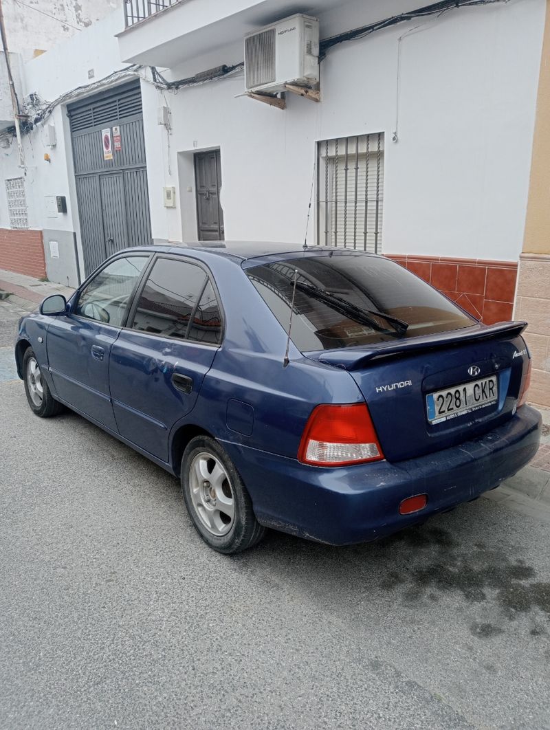 Hyundai Accent 2003 - foto 1