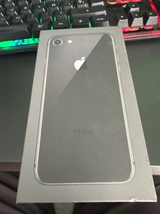 Caja iphone 8 negro