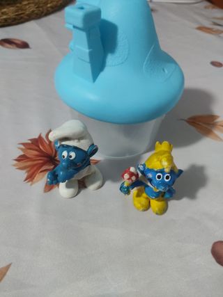 2 Pitufos Vintage y casita