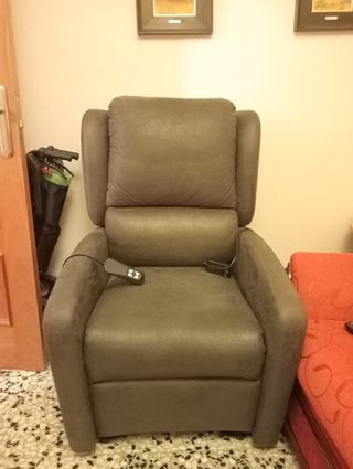 Butaca relax articulada de piel