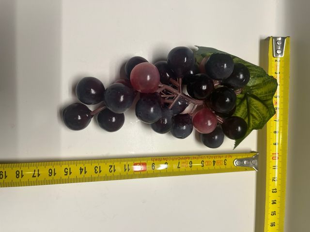 Uva finta decorativa - plastica