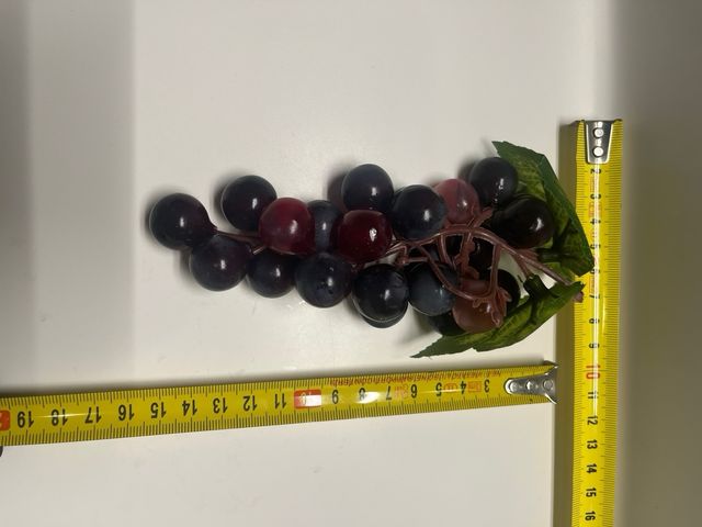 Uva finta decorativa - plastica