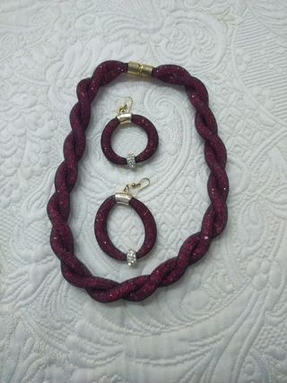 Collana più orecchini