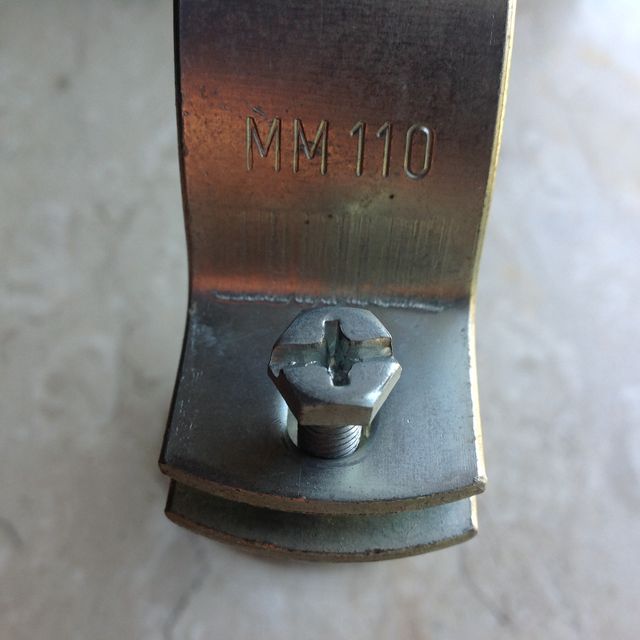 Collare Pesante Per Tubo 110 mm. Acciaio Zincato