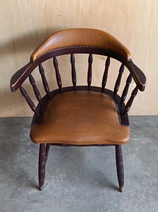 Sillería antigua de madera y cuero (3 piezas)