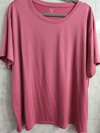 Camiseta SHEIN Curve 3XL Rosa