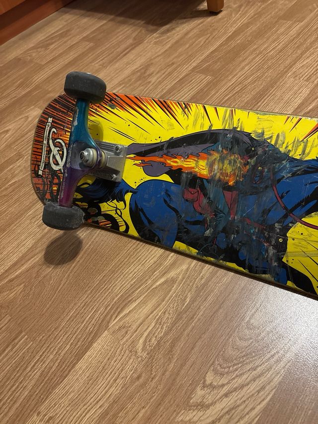 Ejes Thunder Strikes y tabla de regalo