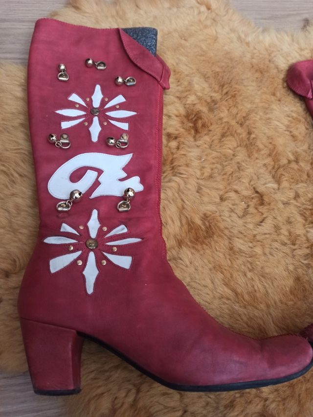 Botas y cinturón Zíngara Elda