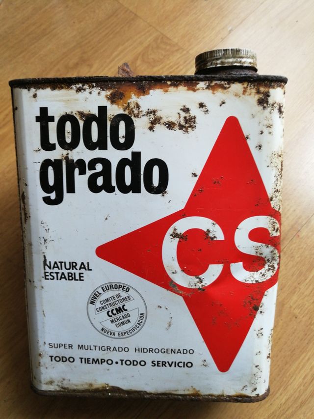 4 Latas aceite SEAT / ELF/Repsol /CS