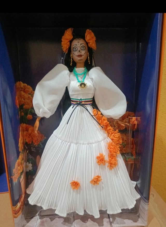 Muñeca Barbie Día de Muertos Kris Goyri